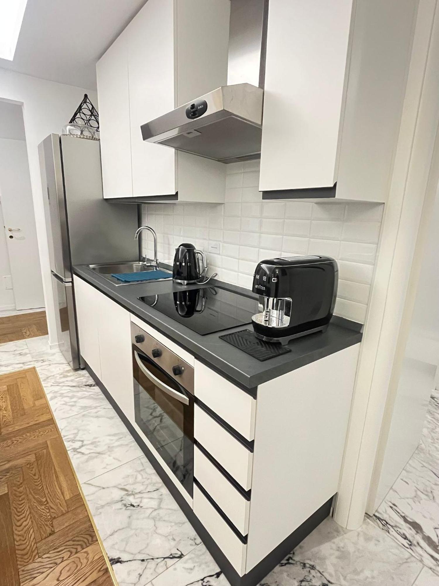 Savoia House, Modern Apartment Near Villa Borghese — Foto 3